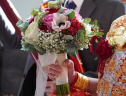 Pernikahan Adat Kembali Naik Daun, Ini Alasan Pasangan Muda Jakarta Memilihnya